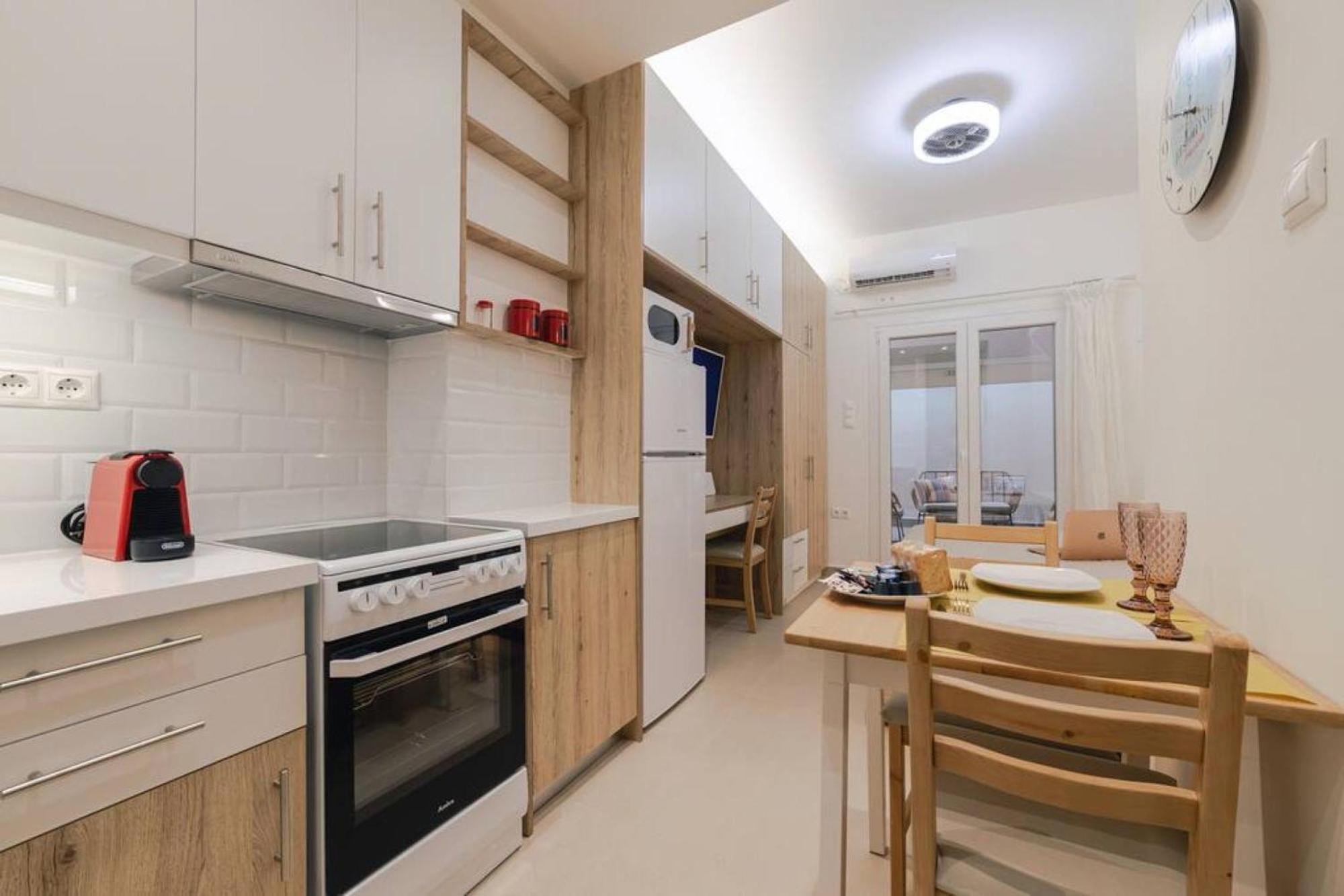 Small And Cozy Studio Atina Dış mekan fotoğraf